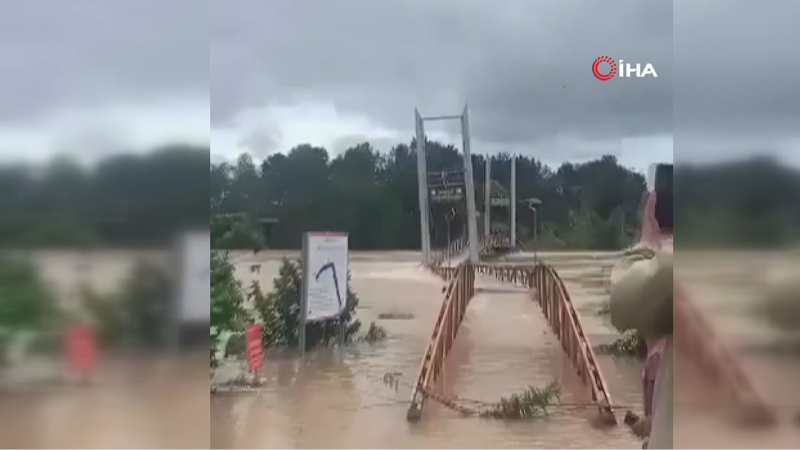 Vietnam'daki sel felaketinde ölü sayısı 43'e yükseldi