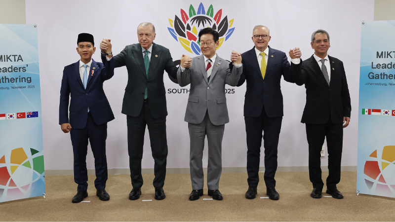 Cumhurbaşkanı Erdoğan, MIKTA liderleriyle bir araya geldi