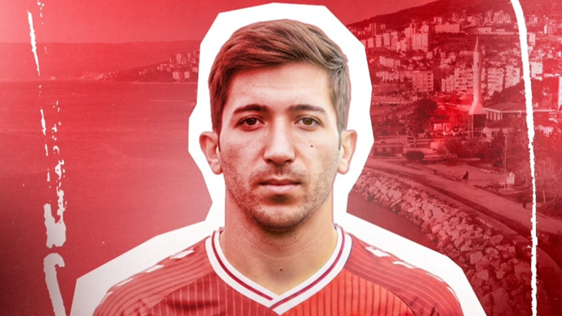 Akran Gemlikspor Emir Özbay'ı kadrosuna kattı