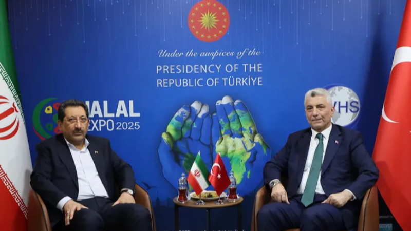 Bakan Bolat, İranlı mevkidaşıyla yeni işbirliklerini görüştü