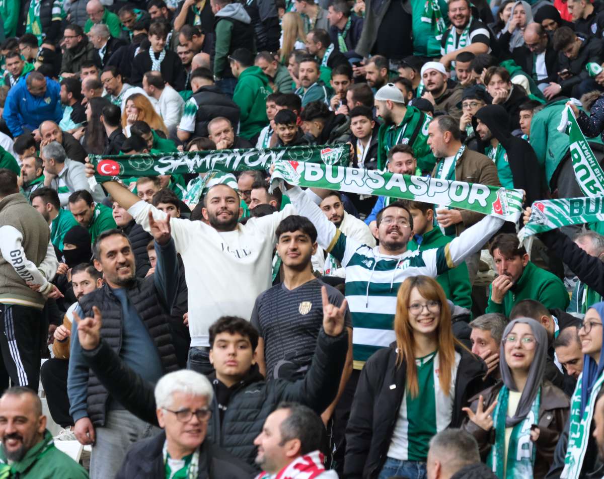(ÖZEL) Bursaspor - Fethiyespor taraftar fotoğrafları 1