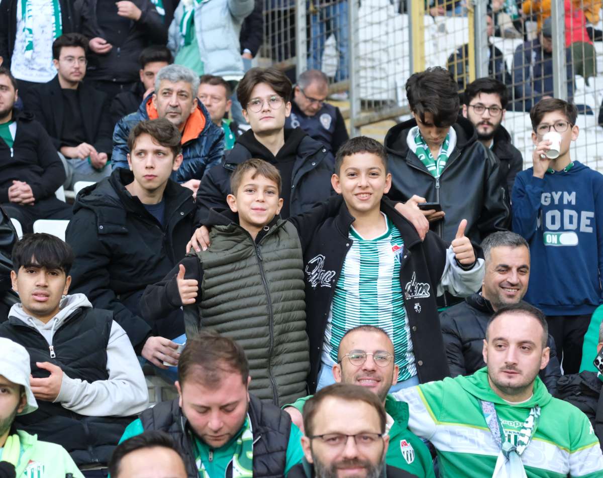 (ÖZEL) Bursaspor - Fethiyespor taraftar fotoğrafları 1