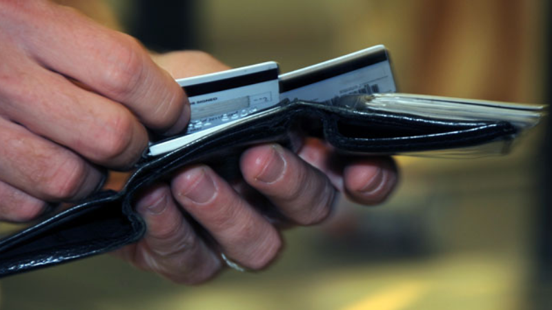 Eşin borcu, diğer eşi bağlamaz!