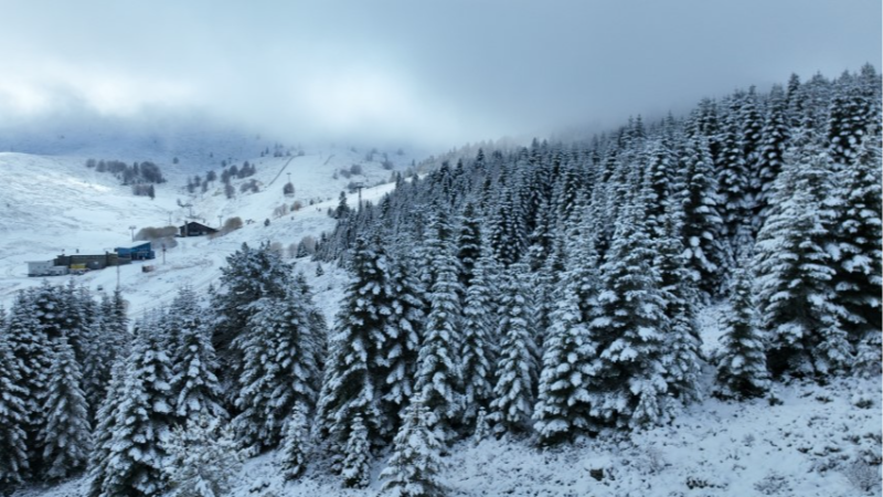 Uludağ’da kar kalınlığı 10 santimetreye yaklaştı