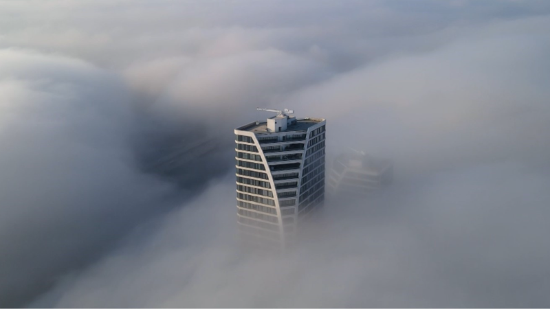 Bursa’da sis şehri yuttu