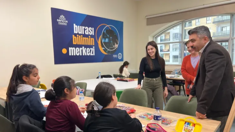 Genç dostu Yıldırım