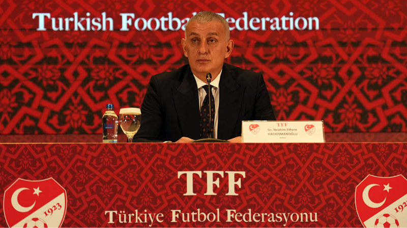 Hacıosmanoğlu: "Yıllardır Türk futbolunun sorunları kapının arkasına süpürülüp atıldı"