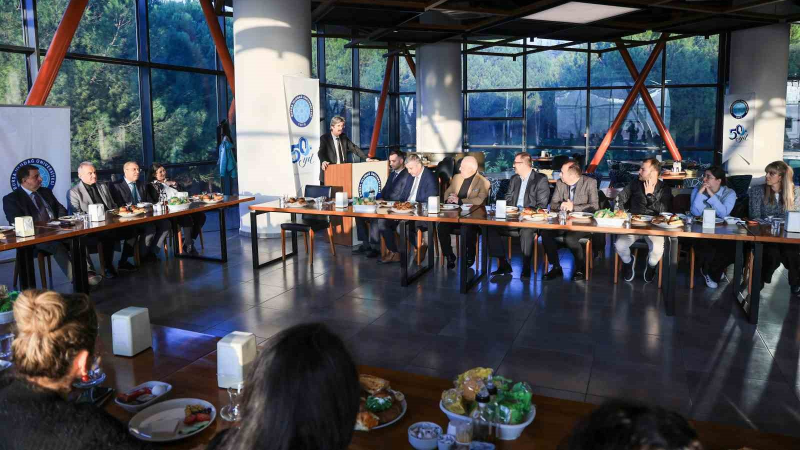 BUÜ’de personel motivasyonu ön planda