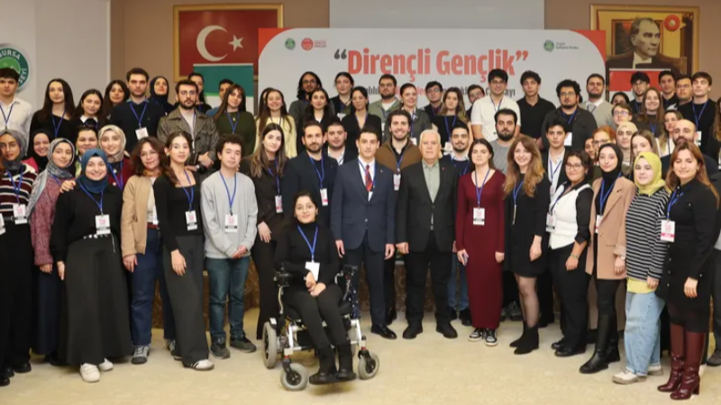 Bağımlılıkla mücadelede söz gençlerde