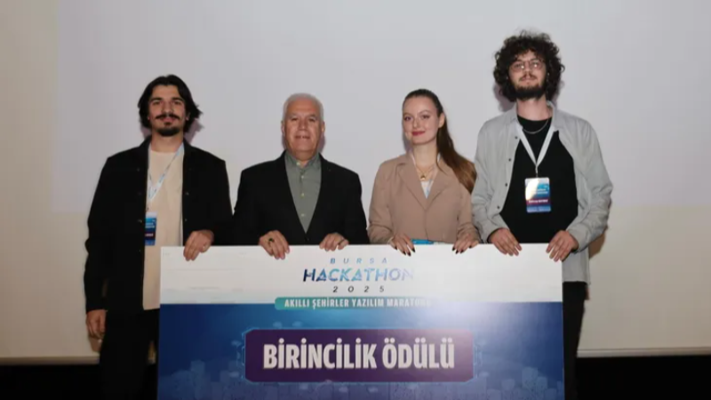 Bursa'nın akıllı geleceği Hackathon25’te kodlandı
