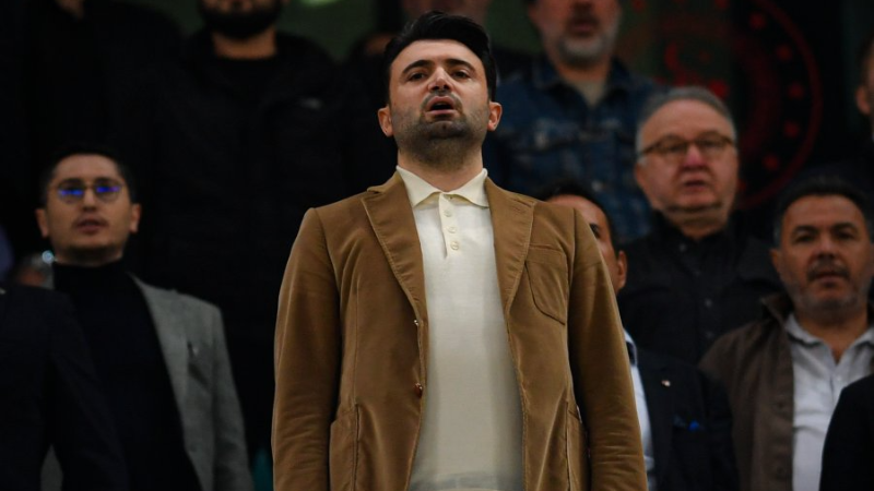 Enes Çelik:Bursaspor ve itibarım kırmızı çizgimdir