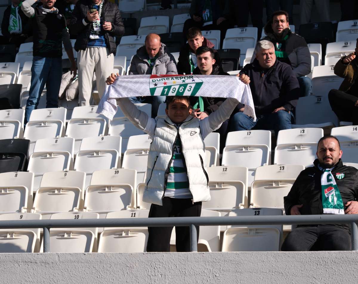 (FOTO GALERİ) Bursaspor'un Somaspor Deplasmanından Taraftar Fotoğrafları