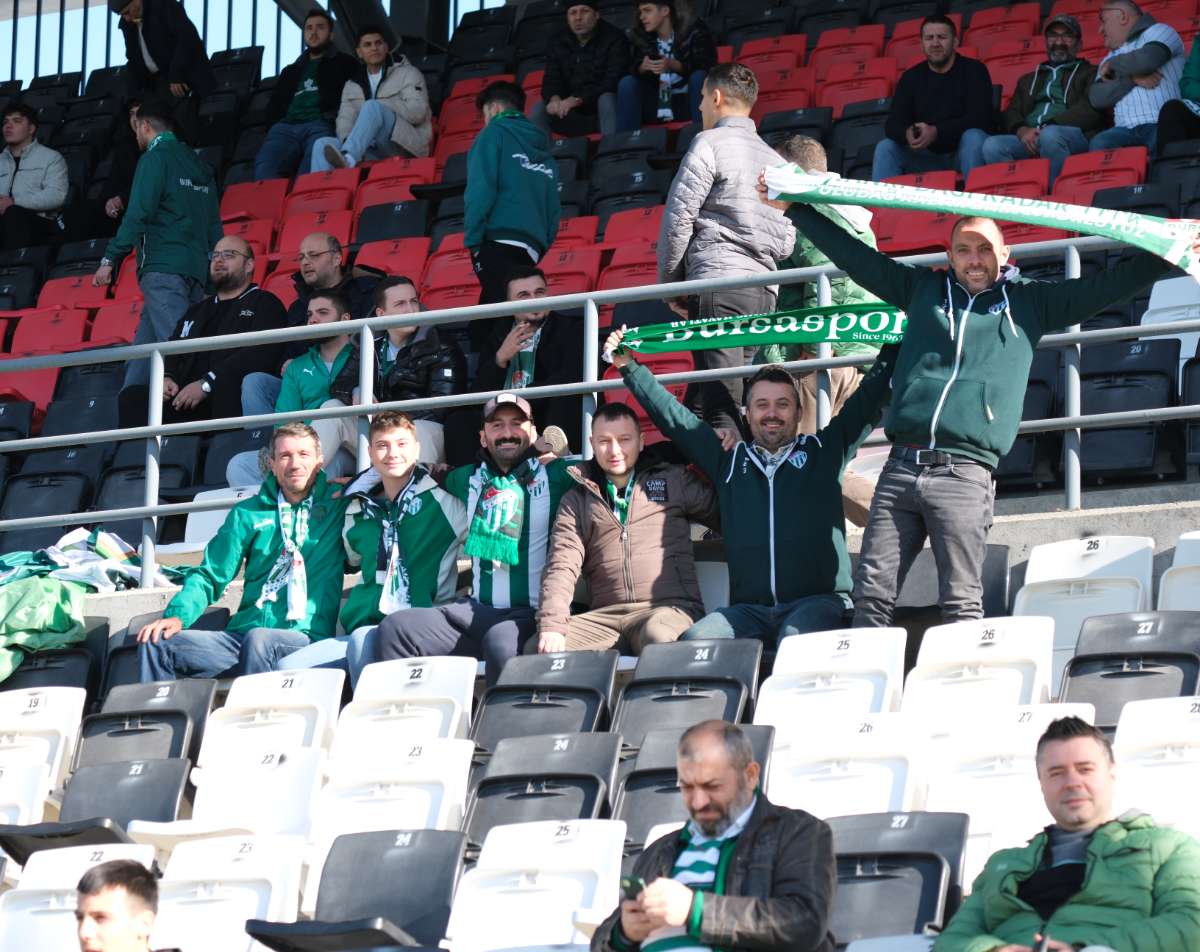 (FOTO GALERİ) Bursaspor'un Somaspor Deplasmanından Taraftar Fotoğrafları