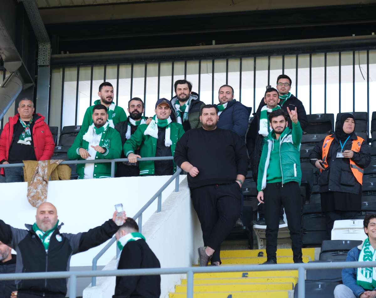 (FOTO GALERİ) Bursaspor'un Somaspor Deplasmanından Taraftar Fotoğrafları