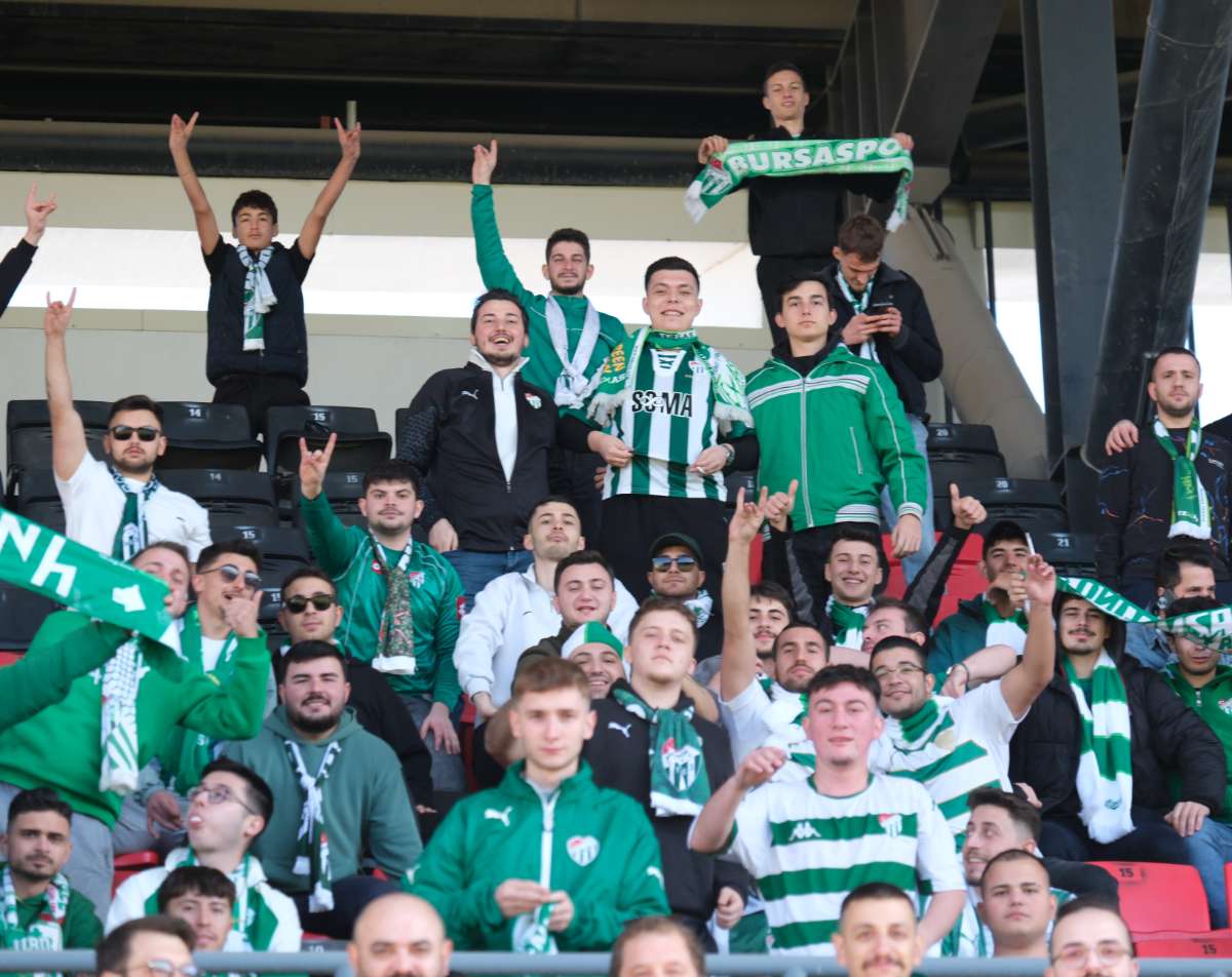 (FOTO GALERİ) Bursaspor'un Somaspor Deplasmanından Taraftar Fotoğrafları