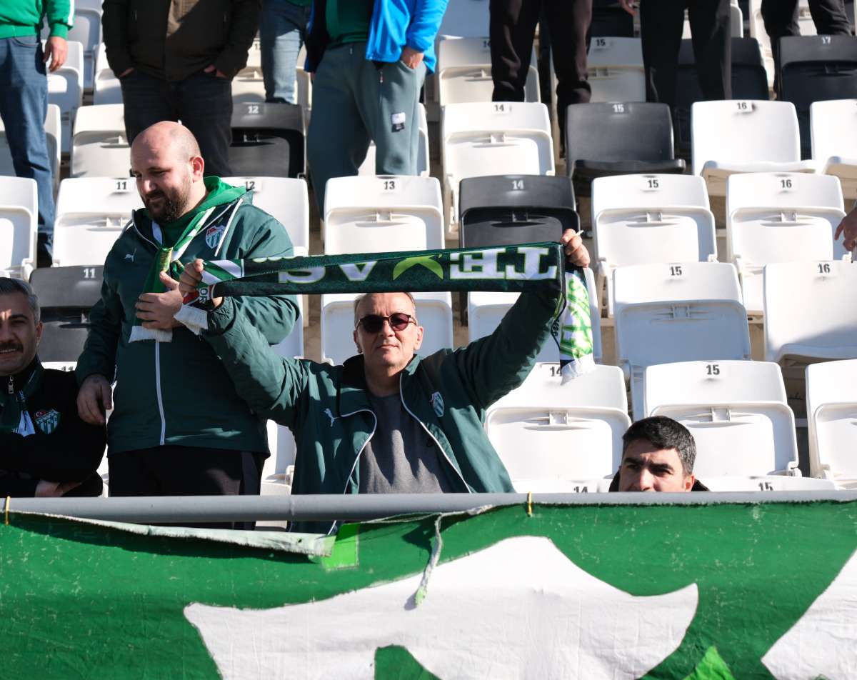 (FOTO GALERİ) Bursaspor'un Somaspor Deplasmanından Taraftar Fotoğrafları