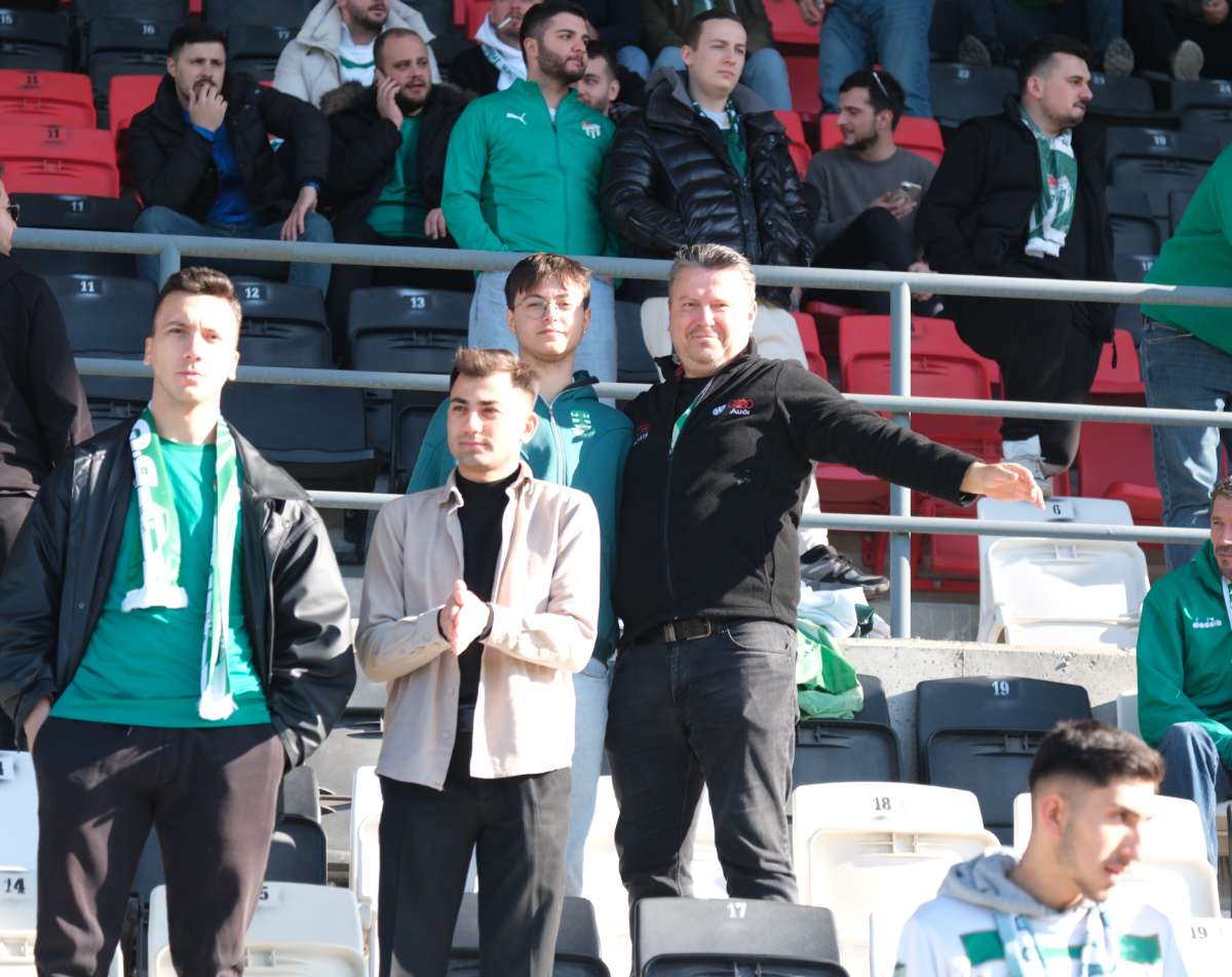 (FOTO GALERİ) Bursaspor'un Somaspor Deplasmanından Taraftar Fotoğrafları
