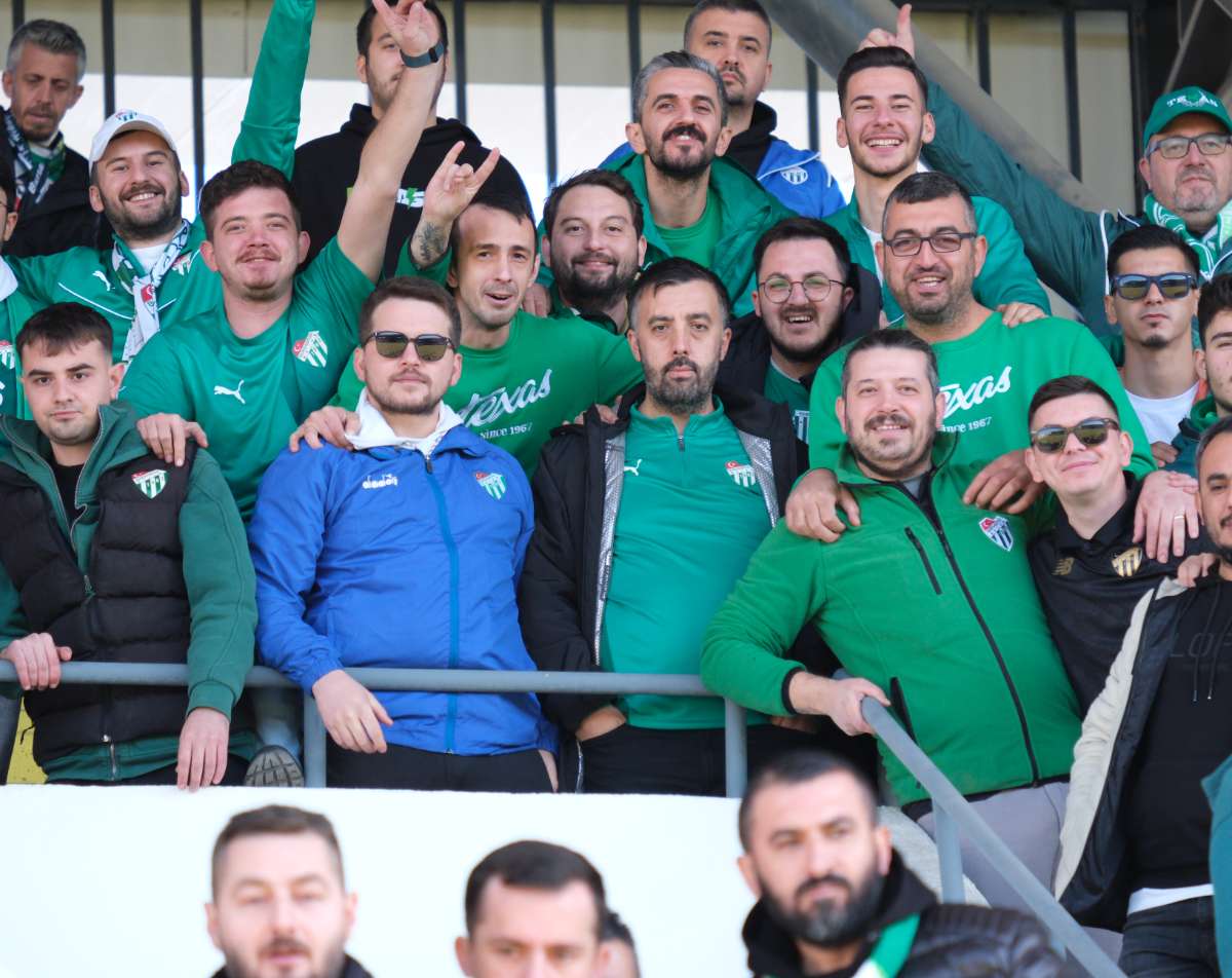(FOTO GALERİ) Bursaspor'un Somaspor Deplasmanından Taraftar Fotoğrafları