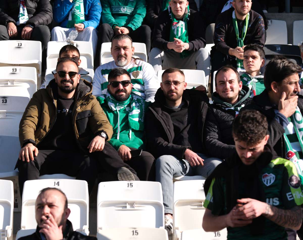 (FOTO GALERİ) Bursaspor'un Somaspor Deplasmanından Taraftar Fotoğrafları