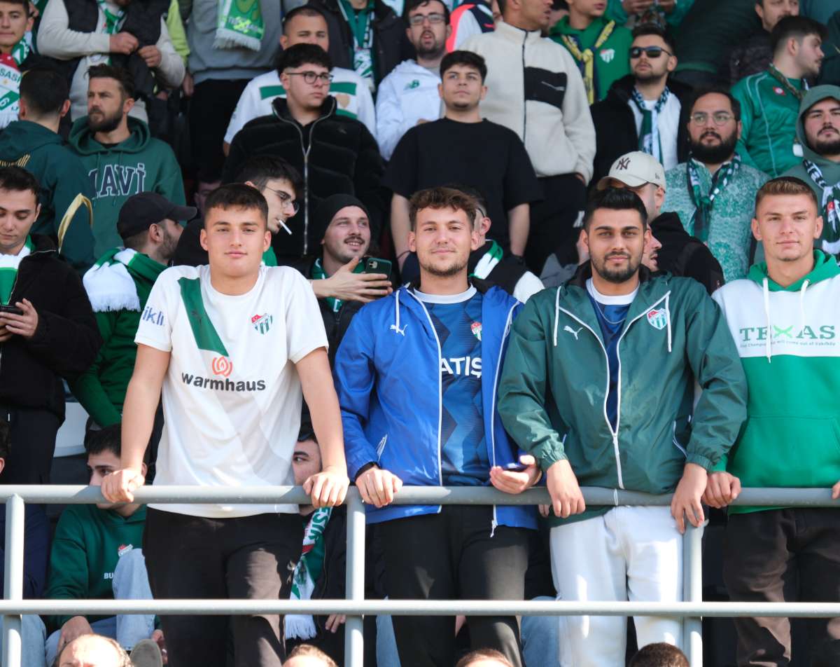 (FOTO GALERİ) Bursaspor'un Somaspor Deplasmanından Taraftar Fotoğrafları