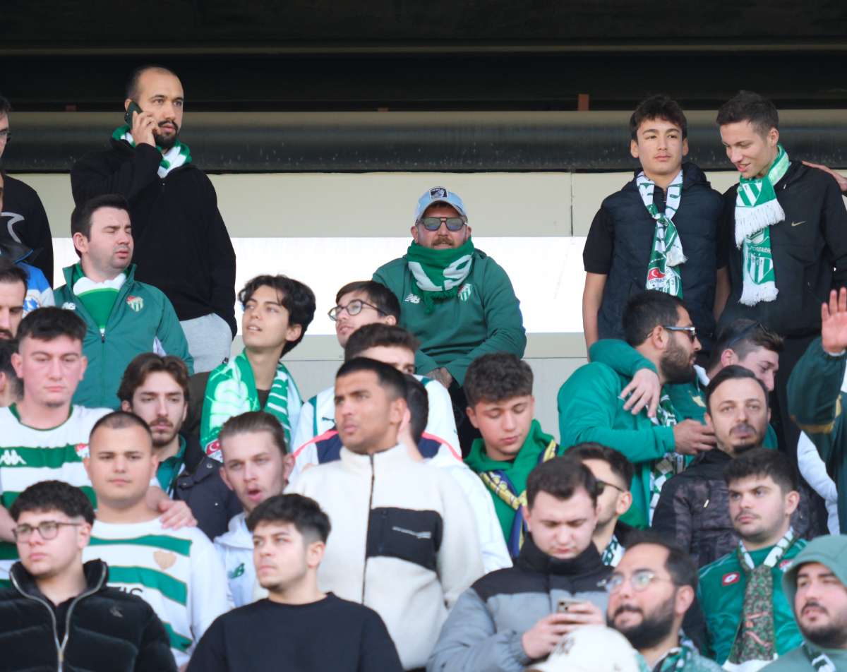 (FOTO GALERİ) Bursaspor'un Somaspor Deplasmanından Taraftar Fotoğrafları