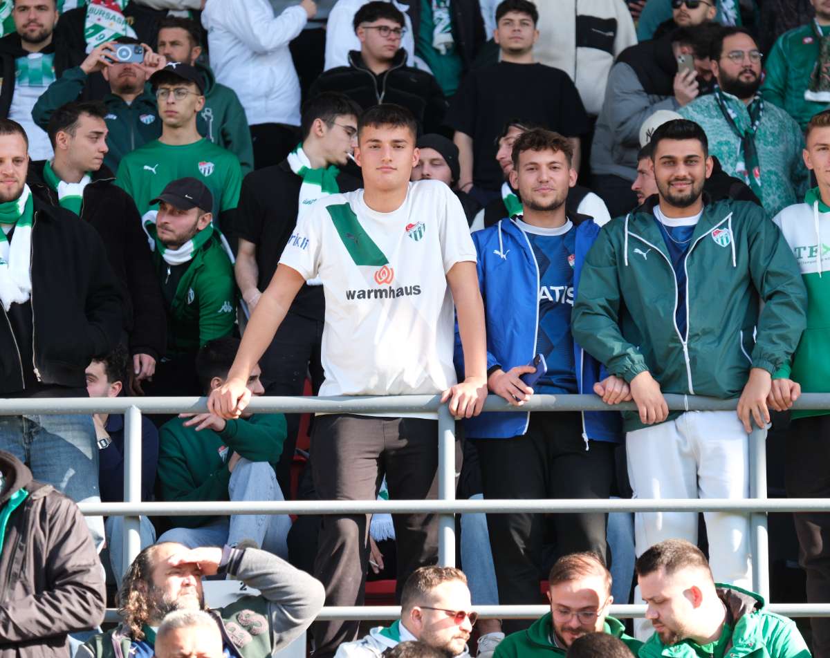 (FOTO GALERİ) Bursaspor'un Somaspor Deplasmanından Taraftar Fotoğrafları