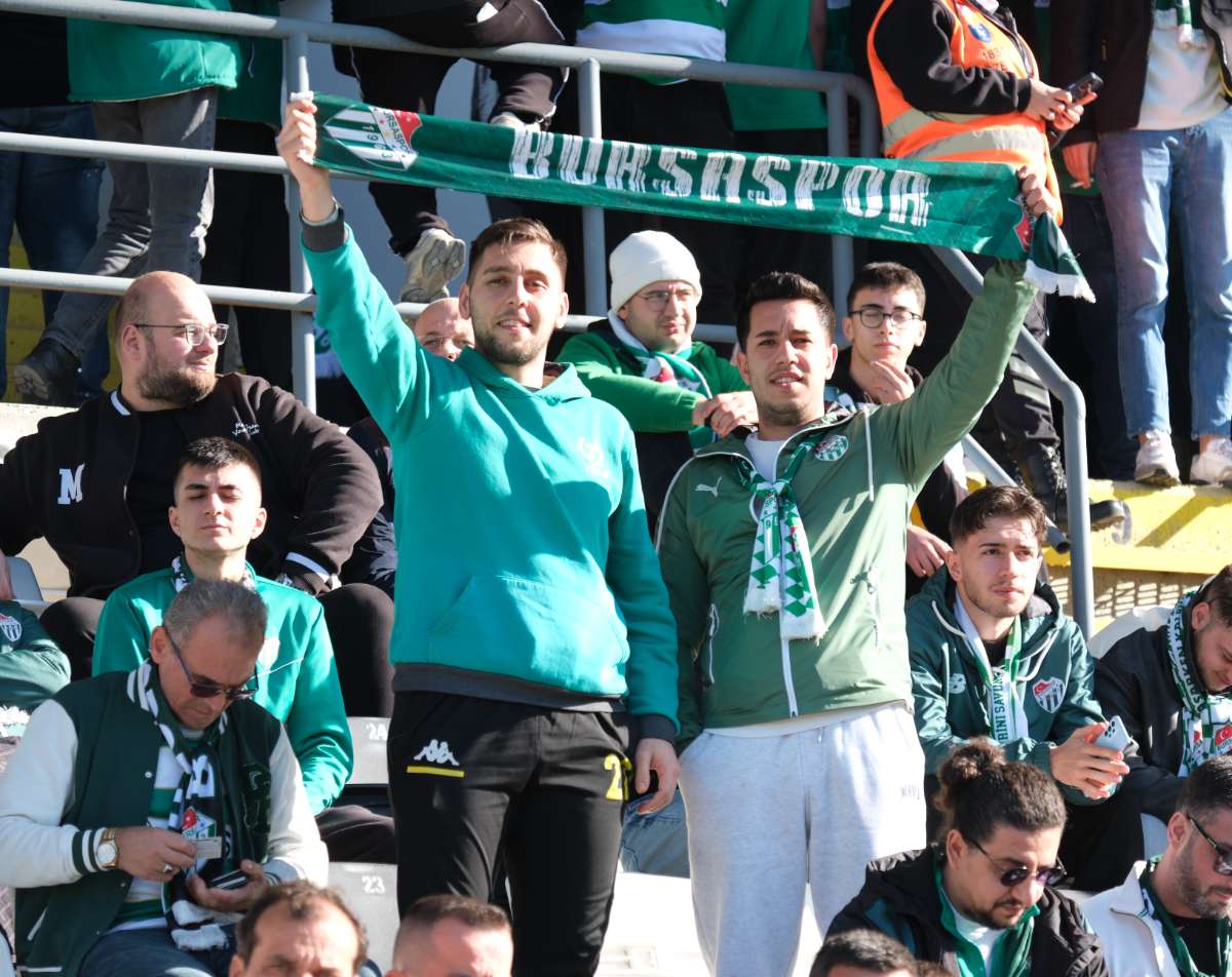 (FOTO GALERİ) Bursaspor'un Somaspor Deplasmanından Taraftar Fotoğrafları