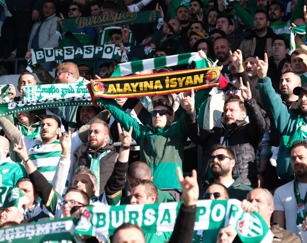 (FOTO GALERİ) Bursaspor'un Somaspor Deplasmanından Taraftar Fotoğrafları