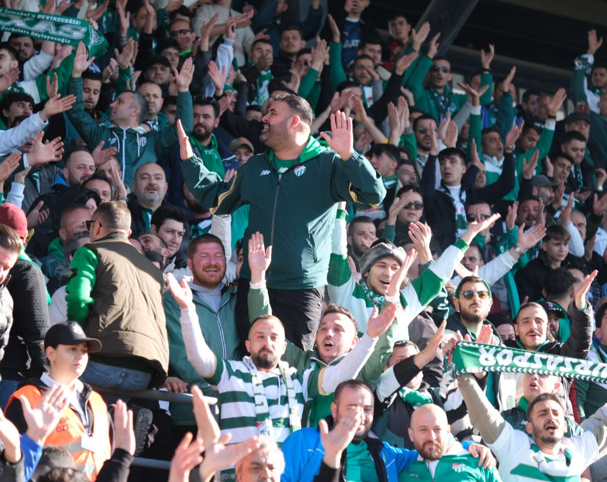 (FOTO GALERİ) Bursaspor'un Somaspor Deplasmanından Taraftar Fotoğrafları