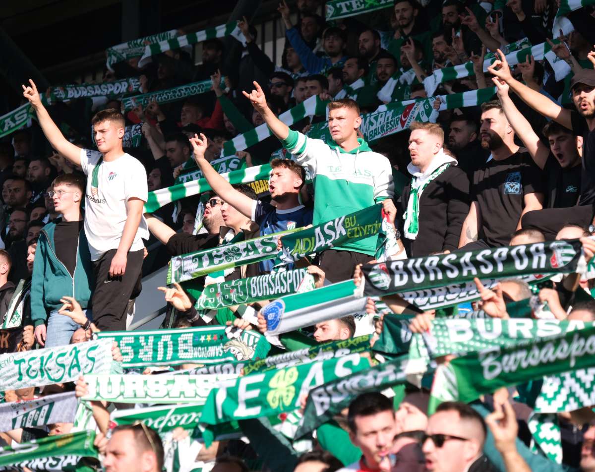 (FOTO GALERİ) Bursaspor'un Somaspor Deplasmanından Taraftar Fotoğrafları