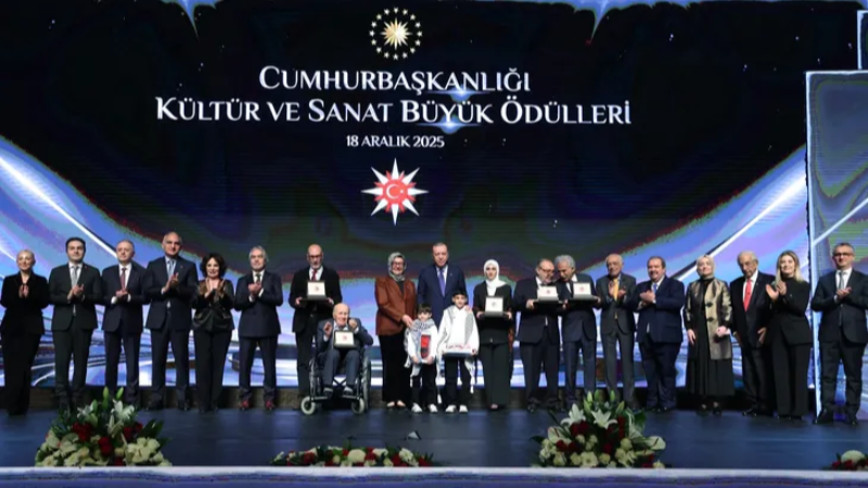 Cumhurbaşkanlığı büyük ödülleri sahiplerini buldu
