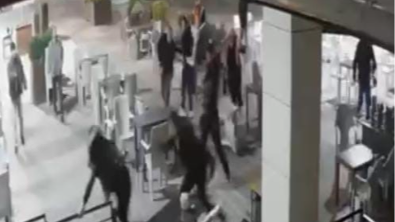 Baba-oğuldan kan donduran saldırı