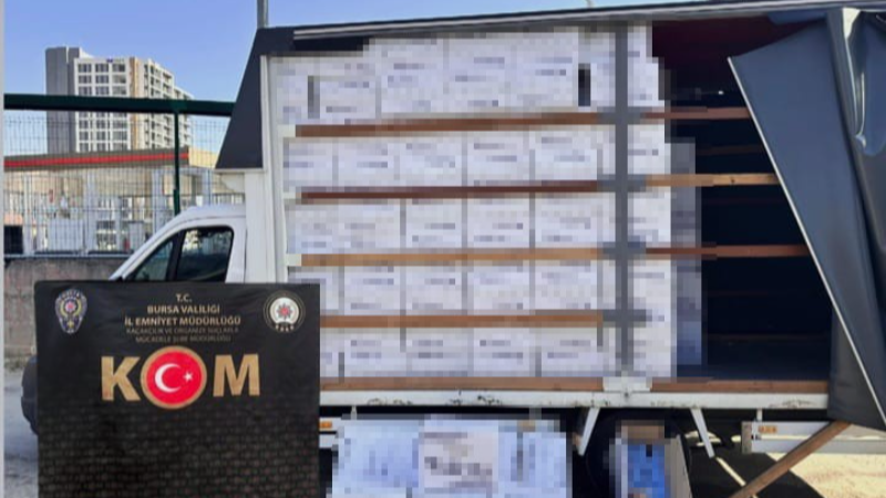 3 milyon 410 makaron ele geçirildi