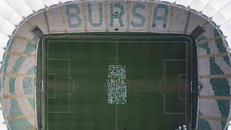 Timsah Arena’da 300 koleksiyonluk formayla dev koreografi