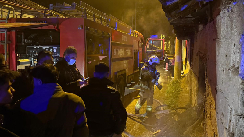 Müstakil ev yangını: 1 ölü