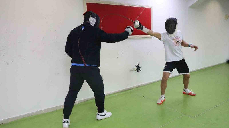 Muhammed Emir Kurtulan: "Uluslararası arenada yeni başarılara imza atmak istiyorum"