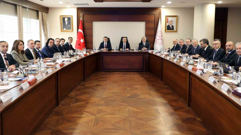 Gıda ve Tarımsal Ürün Piyasaları İzleme Komitesi toplandı