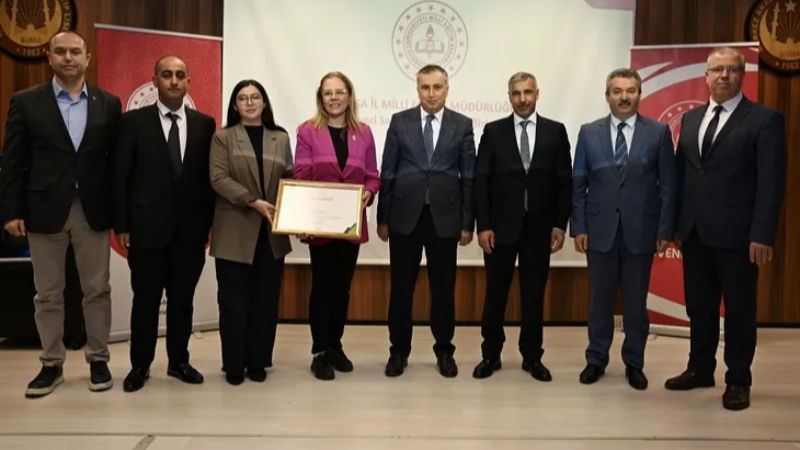 Sıfır atıkta Bursa birincisi İnegöl'e çevre beratı