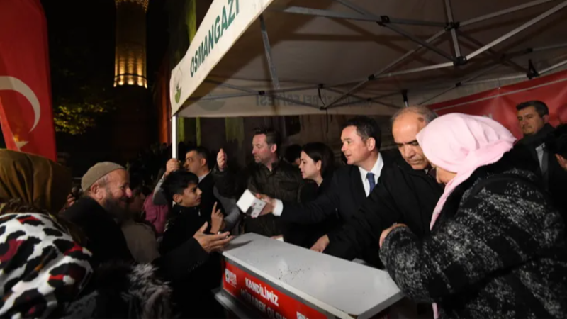 Osmangazi'de kandil simidi ikramı