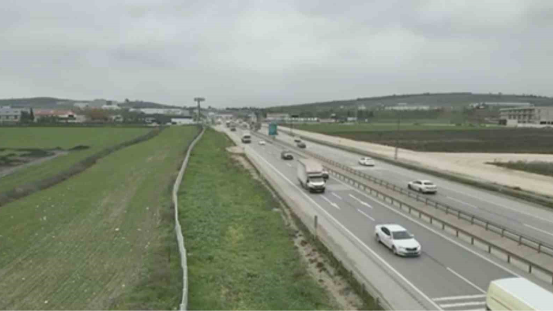 Trafik polisleri dron ile görüntüledi, ihlalleri affetmedi