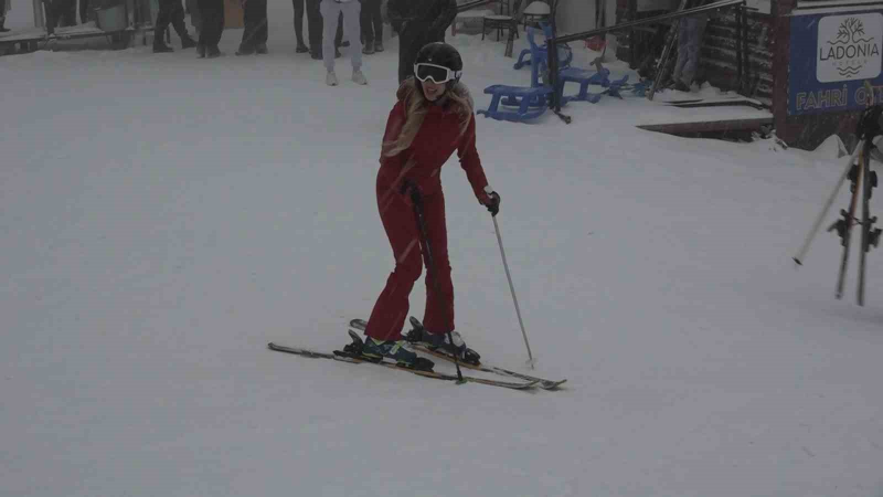 Uludağ’a haftasonu akını