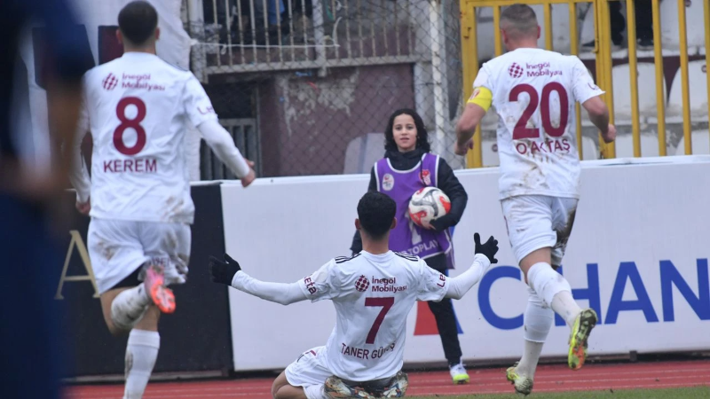 İnegölspor Altınordu’yu net skorla geçti