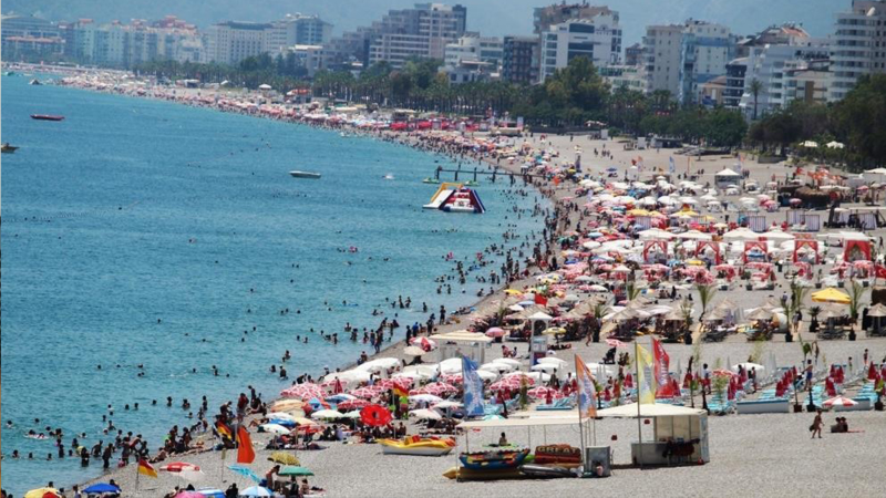 Türkiye'de turizm harcamaları 3,8 trilyon TL'ye ulaştı