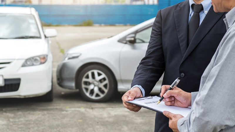 Sigortacıdan trafik sigortası uyarısı