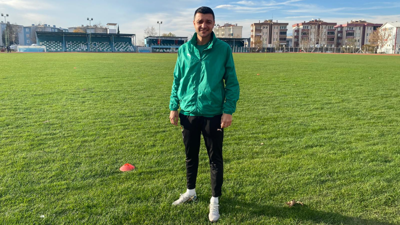 Rüştü Hanlı Kestel Çilekspor'da