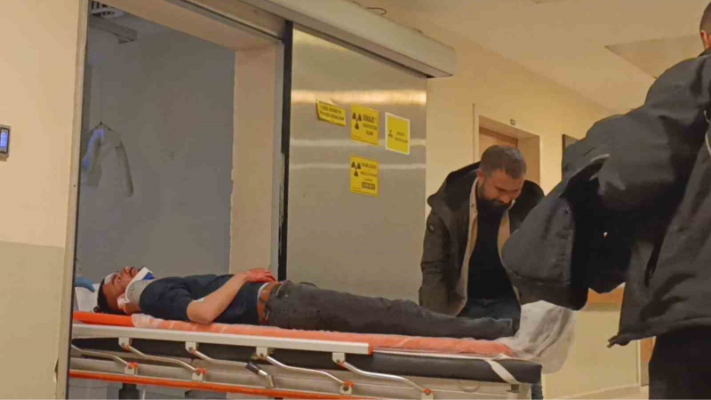 Tarlaya uçan otomobil hurdaya döndü