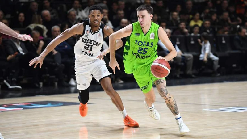 TOFAŞ yeni yılın ilk maçında Karşıyaka deplasmanında